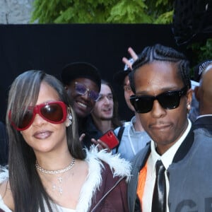 Rihanna et Asap Rocky assistent au défilé d'A$AP Rocky, " AMERICAN SABOTAGE, " Presented by AWGE Menswear Spring/Summer 2025 dans le cadre de la Semaine de la mode de Paris à Paris, France, le 21 juin 2024. Photo par Jerome Dominé/ABACAPRESS.COM