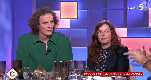 Paul de Saint-Sernin gentiment taclé par Léa Salamé dans "C à vous", le 8 octobre 2024, sur France 5