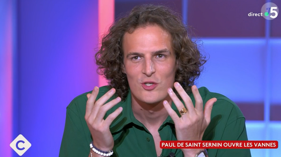 Paul de Saint-Sernin gentiment taclé par Léa Salamé dans "C à vous", le 8 octobre 2024, sur France 5