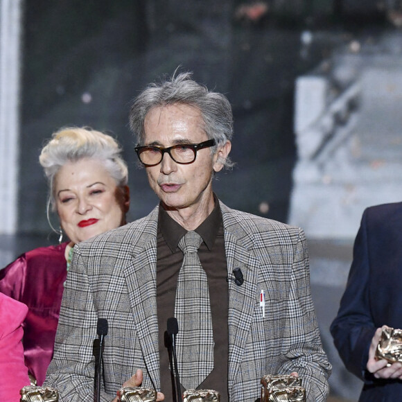 Un César spécial pour la troupe du Splendid, Josiane Balasko, Michel Blanc, Thierry Lhermitte, Marie-Anne Chazel, sur scène lors de la 46ème cérémonie des César à l'Olympia à Paris le 12 mars 202. © Dominique Charriau/ Pool / Bestimage 