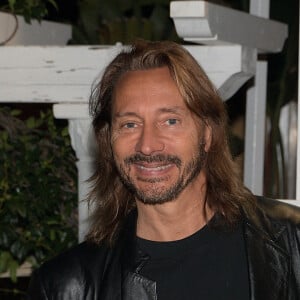 Toutefois, le DJ se dit content de la promotion que le générique produit pour son titre, "Love Generation"
Bob Sinclar à Sanremo pour un dîner et une soirée extraordinaire au Bay Club, Italie, le 6 août 2023. Photo par Bonomo Antonino/IPA/ABACAPRESS.COM