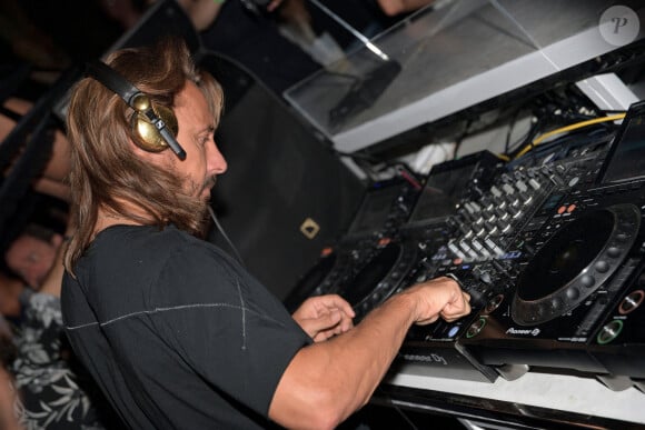 Bob Sinclar à Sanremo pour un dîner et une soirée extraordinaire au Bay Club, Italie, le 6 août 2023. Photo par Bonomo Antonino/IPA/ABACAPRESS.COM