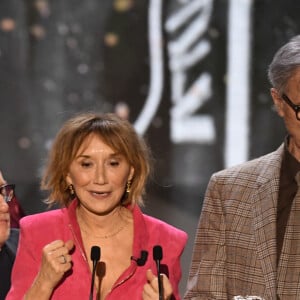 Marie-Anne Chazel, Michel Blanc, Gérard Jugnot, Christian Clavier, Josiane Balasko, Bruno Moynot et Thierry Lhermitte lors de la 46e édition de la cérémonie des César du cinéma à l'Olympia à Paris, France, le 12 mars 2021. Photo par Bertrand Guay/Pool/ABACAPRESS.COM