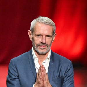 Lambert Wilson assiste à la cérémonie d'ouverture du 16e Festival du film Lumière à Lyon, en France, le 12 octobre 2024. Photo par Julien Reynaud/APS-Medias/ABACAPRESS.COM