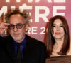 Monica Bellucci était présente au côté de Tim Burton, son amoureux
Tim Burton et Monica Bellucci au photocall de la cérémonie d'ouverture de la 15ème édition du festival Lumière à la Halle Tony Garnier de Lyon le 12 octobre 2024. © Dominique Jacovides / Bestimage