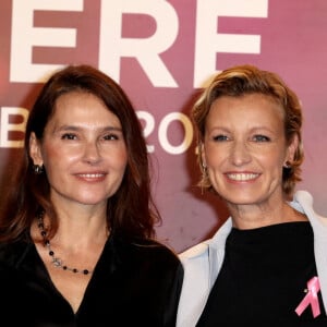 Virginie Ledoyen et Alexandra Lamy ont fait également partie des précieuses invitées
Virginie Ledoyen, Alexandra Lamy au photocall de la cérémonie d'ouverture de la 15ème édition du festival Lumière à la Halle Tony Garnier de Lyon le 12 octobre 2024. © Dominique Jacovides / Bestimage