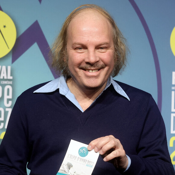 "Oui, je suis cousin avec Bruno Retailleau, l'actuel ministre de l'Intérieur", a t-il affirmé à la surprise générale.
Philippe Katerine - Photocall lors de la 26ème édition du festival international du film de comédie de l'Alpe d'Huez le 17 janvier 2023. © Dominique Jacovides / Bestimage 