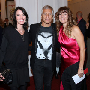 Le 7 octobre 2024, la tant attendue soirée de gala d'Enfance Majuscule s'est orchestrée à la Salle Gaveau à Paris.
Laetitia Fourcade, Nagui (président de la soirée) et Magali Ripoll à la soirée de gala Enfance Majuscule à Salle Gaveau à Paris le 7 octobre 2024. Enfance Majuscule milite activement pour une libération de la parole des victimes, et pour une réelle prise en compte par les pouvoirs publics des violences et des maltraitances quotidiennes subies par les enfants. © Bertrand Rindoff / Bestimage 