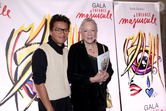 Olivier Clertant et Eva Darlan à la soirée de gala Enfance Majuscule à Salle Gaveau à Paris le 7 octobre 2024. Enfance Majuscule milite activement pour une libération de la parole des victimes, et pour une réelle prise en compte par les pouvoirs publics des violences et des maltraitances quotidiennes subies par les enfants. © Bertrand Rindoff / Bestimage 