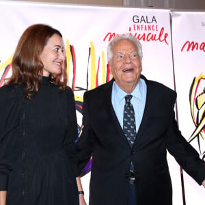 Massimo Gargia et une amie à la soirée de gala Enfance Majuscule à Salle Gaveau à Paris le 7 octobre 2024. Enfance Majuscule milite activement pour une libération de la parole des victimes, et pour une réelle prise en compte par les pouvoirs publics des violences et des maltraitances quotidiennes subies par les enfants. © Bertrand Rindoff / Bestimage 