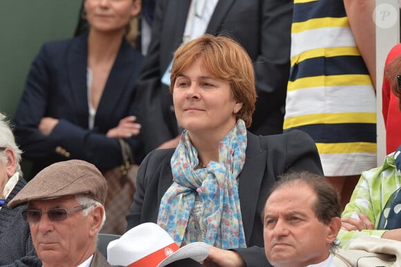 La femme politique est discrète sur sa vie amoureuse

Dominique Voynet - Jour 8 - People aux Internationaux de France de tennis de Roland Garros a Paris le 2 juin 2013.