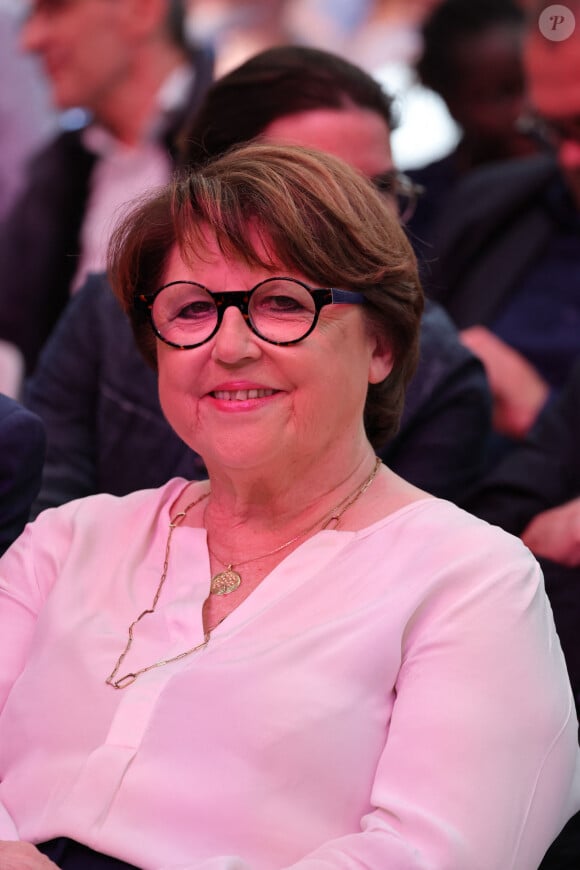 Martine Aubry aurait donc tenté de chiper le compagnon de l'époque de Dominique Voynet

Martine Aubry - Dernier meeting du candidat socialiste R.Glucksmann aux élections européennes à Lille. Le 7 juin 2024 © Laurent Sanson / Panoramic / Bestimage