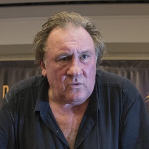 Gérard Depardieu donne une conférence de presse à l'hôtel Panamericano Buenos Aires à propos de ses spectacles au théatre Colon le 16 décembre 2016.