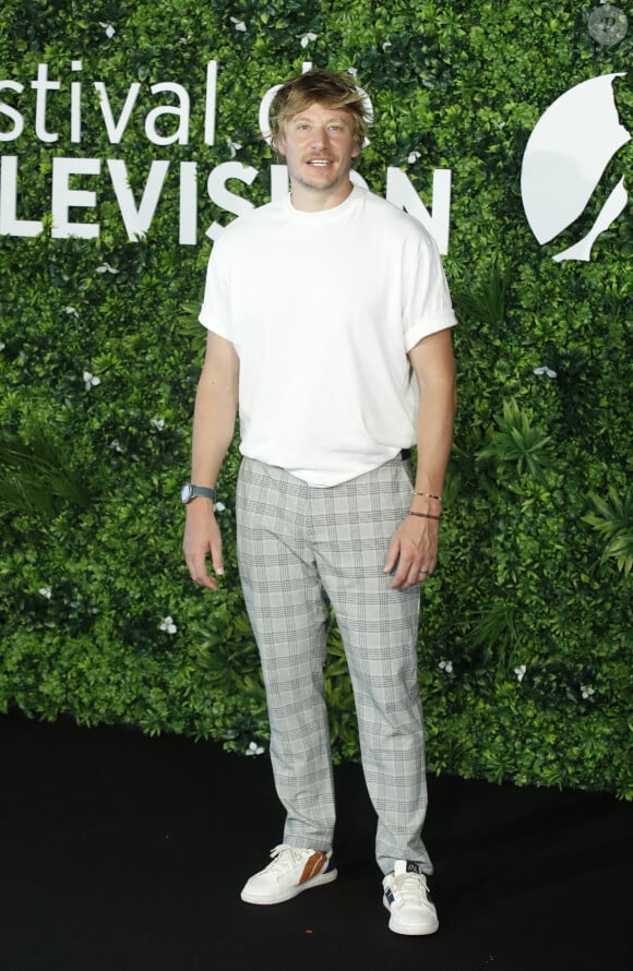 Gérémy Crédeville lors du photocall de 'En Famille' lors du 62ème Festival de Télévision de Monte-Carlo, à Monaco, le 19 Juin 2023. © Denis Guignebourg/BestImage Celebs attend photocall during the 62nd Monte Carlo TV Festival opening ceremony in Monte-Carlo, Monaco, on June 19, 2023. 