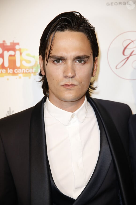 Alain-Fabien Delon au photocall de la 10ème édition du "Global Gift Gala" à l'hôtel Four Seasons George V à Paris, le 3 juin 2019. © Marc Ausset-Lacroix/Bestimage 