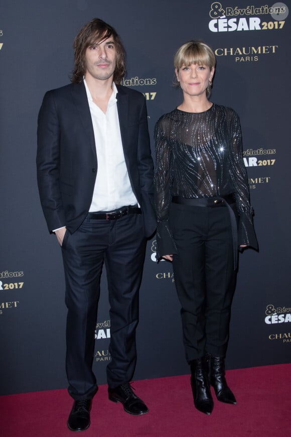 Thomas Scimeca, Marina Foïs - Soirée des Révélations César 2017 dans les Salons Chaumet à Paris le 16 janvier 2017. Ce sont trente-quatre jeunes talents, qui ont été sélectionnés par le Comité Révélations de l'Académie des Arts et Techniques du Cinéma pour incarner la nouvelle garde du cinéma français et qui posent avec leur parrains et marraines, avant la cérémonie des César qui se tiendra le 24 février prochain. © Cyril Moreau/Bestimage 