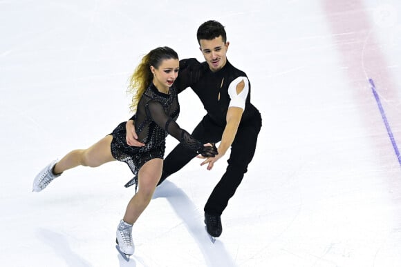 Marie Dupayage / Thomas Nabais - Danse Rhythm Danse - Championnats de France de patinage artistique à Cergy-Pontoise, France, le 17 décembre 2021. © Jean-Baptiste Autissier/Panoramic/Bestimage 