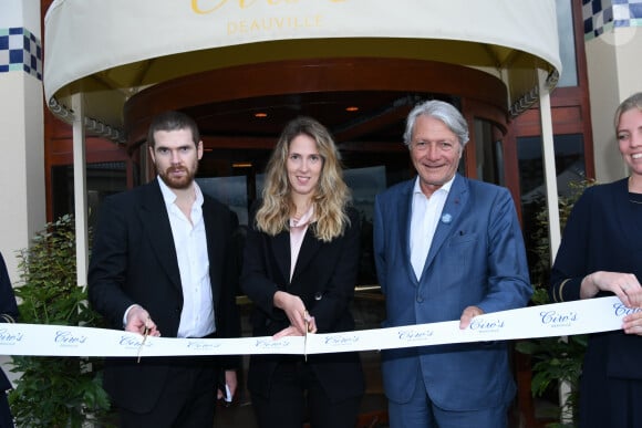 Exclusif - Alexandre Barrière et sa soeur Joy Desseigne-Barrière, Philippe Augier (maire de Deauville) - Inauguration du restaurant Ciro's sur les planches de Deauville le 5 juillet 2024. © Rachid Bellak/Bestimage