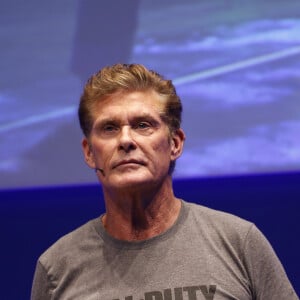 "Newman était un guerrier....il m'a littéralement sauvé la vie au moins 4 fois." a écrit en hommage David Hasselhoff
David Hasselhoff présente le jeu "Call of Duty : infinite warfare" lors du salon Gamescom 2016 à Cologne le 18 août 2016. © Future-Image via ZUMA Press / Bestimage