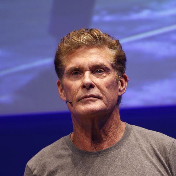 "Newman était un guerrier....il m'a littéralement sauvé la vie au moins 4 fois." a écrit en hommage David Hasselhoff
David Hasselhoff présente le jeu "Call of Duty : infinite warfare" lors du salon Gamescom 2016 à Cologne le 18 août 2016. © Future-Image via ZUMA Press / Bestimage