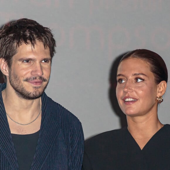 "Mais je pense que l'instant d'après, je peux avoir une sorte de... 'Ah ! Oh !' Un peu de panique", ajoute François Civil

François Civil, Adèle Exarchopoulos - Avant-première du film "L'amour Ouf" au Kinepolis de Lomme près de Lille le 13 octobre 2024. © Stéphane Vansteenkiste/Bestimage