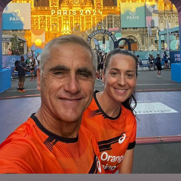Sur Instagram, il a partagé quelques images de leur escapade sur cette île paradisiaque où il réalise encore de très belles performances sportives. 
Instagram, Laurent Jalabert