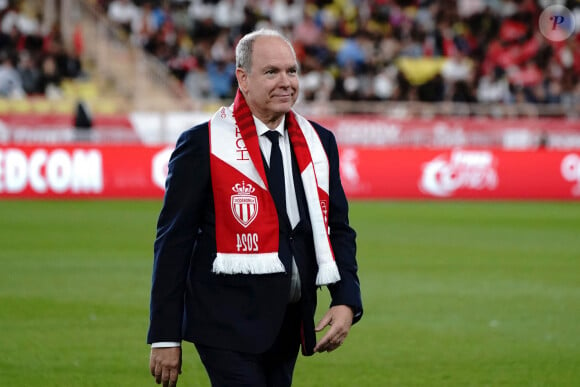 Il avait pris la succession de son père, le prince Rainier, après la mort de ce dernier en 2005
SAS le Prince Albert II de Monaco - Centenaire de l'AS Monaco au Stade Louis II lors du match de Ligue 1 MacDonald's entre l'AS Monaco et Montpellier HSC (2-1) à Monaco le 28 septembre 2024. 