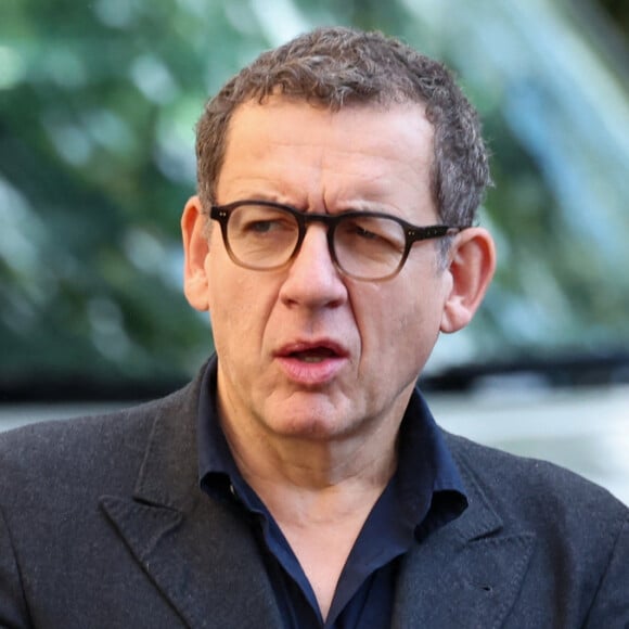 En effet, Dany Boon a assisté à une crise d'Eve Gilles
Dany Boon et Gérard Krawczyk - Sortie des Obsèques de Michel Blanc en l'église Saint-Eustache à Paris, le 10 octobre 2024. © Moreau / Jacovides / Bestimage