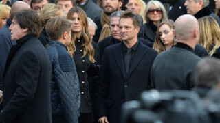 Cameron Hallyday, Ilona et Emma Smet... Comment David Hallyday projette sous la lumière ses 3 enfants