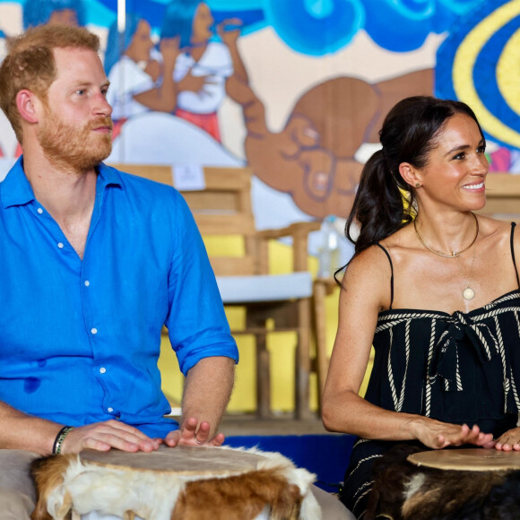 Bogota, Colombie - Le prince Harry, duc de Sussex, Meghan Markle, duchesse de Sussex, et la vice-présidente Francia Marquez lors d'un sommet organisé en collaboration avec The Archewell Foundaiton et Luminate à Bogota, au premier jour de leur visite de quatre jours en Colombie.