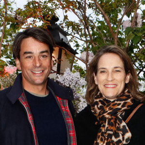 Julian Bugier et sa femme Claire Fournier - Remise du prix littéraire "Closerie des Lilas" à la Closerie des Lilas, à Paris le 25 avril 2024. © Christophe Clovis / Bestimage
