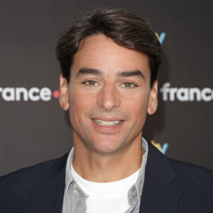 Julian Bugier au photocall de la conférence de presse de rentrée de France Télévisions à Paris, France, le 4 septembre 2024. © Coadic Guirec/Bestimage  France TV Press Presentation in Paris, France, on September 4th, 2024. 