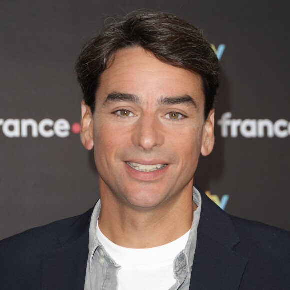 Julian Bugier au photocall de la conférence de presse de rentrée de France Télévisions à Paris, France, le 4 septembre 2024. © Coadic Guirec/Bestimage  France TV Press Presentation in Paris, France, on September 4th, 2024. 