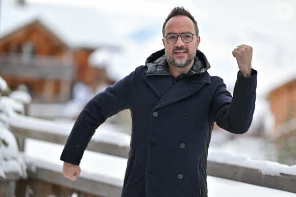 L'amuseur a dû être hospitalisé...Jarry assiste à un photocall pour le film Maison de Retraite 2 lors du 27e Festival du film de l'Alpe d'Huez à l'Alpe d'Huez, France, le 16 janvier 2024. Photo par Julien Reynaud/APS-Medias/ABACAPRESS.COM