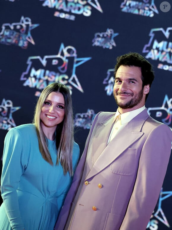 Amir et sa femme Lital au photocall de la 24ème édition des "NRJ Music Awards (NMA)" au Palais des Festivals à Cannes le 18 novembre 2022. © Dominique Jacovides / Bestimage 