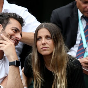 Amir Haddad et sa femme Lital en tribune lors des internationaux de tennis de Roland-Garros le 28 mai 2018. © Dominique Jacovides / Cyril Moreau / Bestimage