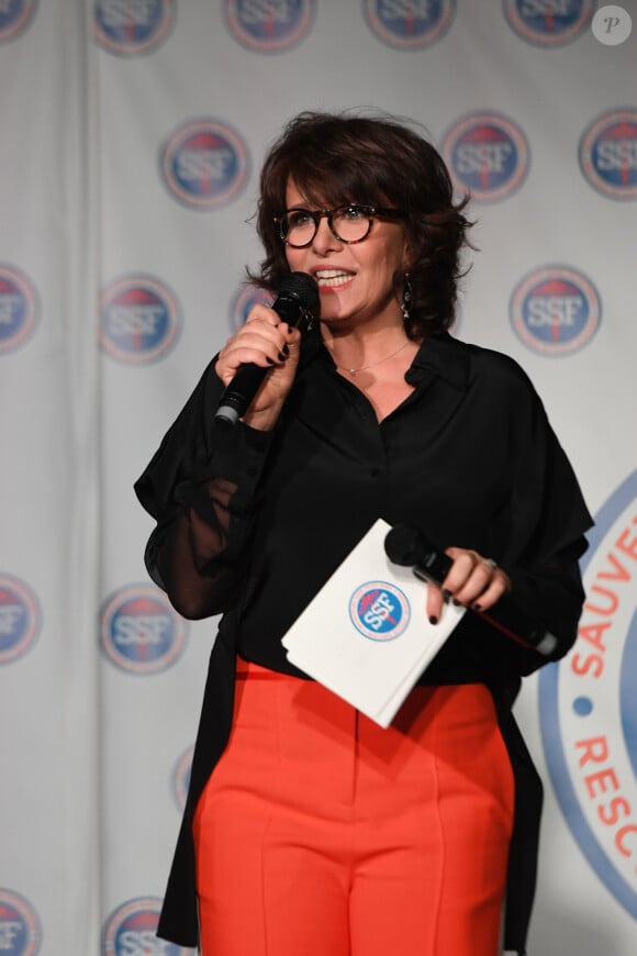 Exclusif - Carole Rousseau - Dîner de gala et vente aux enchère pour l'association "Sauveteurs sans frontières" ("Qui sauve une vie sauve l'humanité") à l'hôtel du collectionneur à Paris, France, le 13 février 2018. © Rachid Bellak/Bestimage 