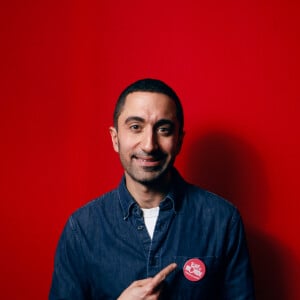 Jimmy Mohamed - Backstage - Enregistrement de l'émission "Tout le monde chante contre le cancer" au Cirque Phénix à Paris, présentée par J.Anthony et E.Gossuin et diffusée le 4 janvier sur W9 © Christophe Clovis / Bestimage