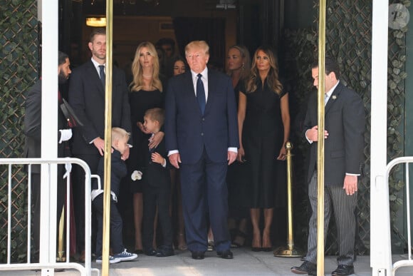 Eric Trump, Ivanka Trump, et leurs enfants, Vanessa Trump, Donald Trump et sa femme Melania - Sorties à la maison funéraire Frank Campbell à New York, avant les obsèques de Ivana Trump. Le 20 juillet 2022