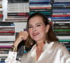 Un lieu dans lequel elle passe les 2 mois de son été et où elle se ressource et apaise ses maux
Exclusif - Carole Bouquet - Signature et Conversation avec Natasha A. Fraser et Carole Bouquet pour la sortie du livre "Harold ! Ma jeunesse avec Harold Pinter" à la Librairie 7L à Paris le 27 octobre 2023. © Coadic Guirec / Bestimage 