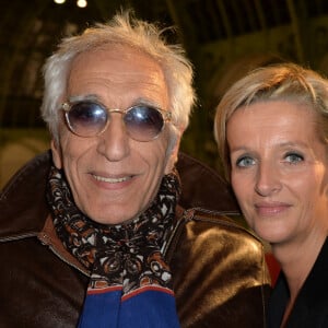 Gérard Darmon et sa femme Christine - Soirée d'inauguration de la FIAC 2015 organisée par Orange au Grand Palais à Paris, le 21 octobre 2015.