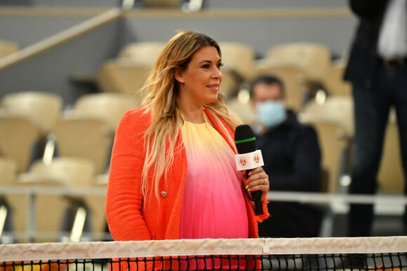 Marion Bartoli enceinte et en arc en ciel - Les internationaux de tennis de Roland Garros à Paris le 8 octobre 2020. © Chryslene Caillaud / Panoramic / Bestimage 