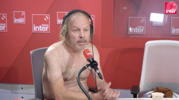 Philippe Katerine s’est mis tout nu pour sa première chronique sur France Inter le 29 août 2024. © France Inter via Bestimage  