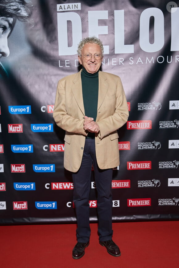 Exclusif - Nelson Monfort au photocall de la soirée Ciné-concert symphonique "Alain Delon, le dernier Samouraï" au Palais des congrès à Paris le 8 novembre 2024 le jour de son anniversaire. © Jacovides / Moreau / Bestimage 