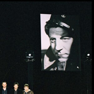 Alain Delon - Hommage pour les 100 ans de la naissance de Jean Gabin le 3 février 2004.