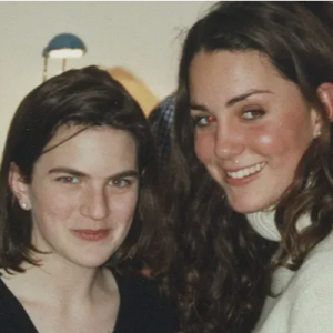 Laura Warhsaur poste une ancienne photo d'elle avec Kate Middleton sur "Instagram".