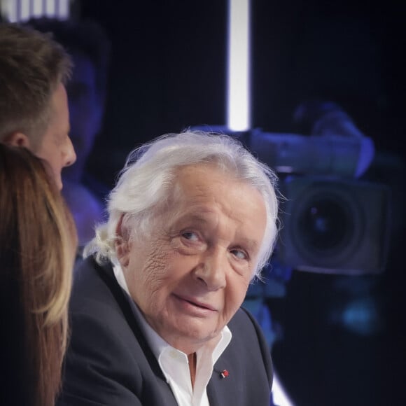 "Quand on ne fait pas les choses comme lui pense qu'on devrait les faire... Il a vraiment du caractère", résume Christine Haas

Exclusif - Michel Sardou sur le plateau de l'émission Touche pas à mon poste (TPMP) présentée en direct par C.Hanouna et diffusée sur C8 le 29 août 2022. © Jack Tribeca / Bestimage