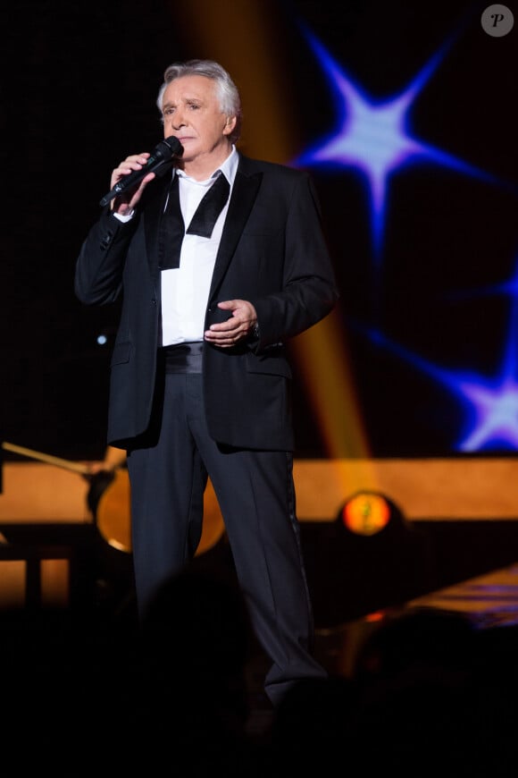 Exclusif - Michel Sardou en concert au Zenith de Strasbourg lors de la tournée "La dernière danse" le 13 octobre 2017. © Alain Rolland / Imagebuzz / Bestimage