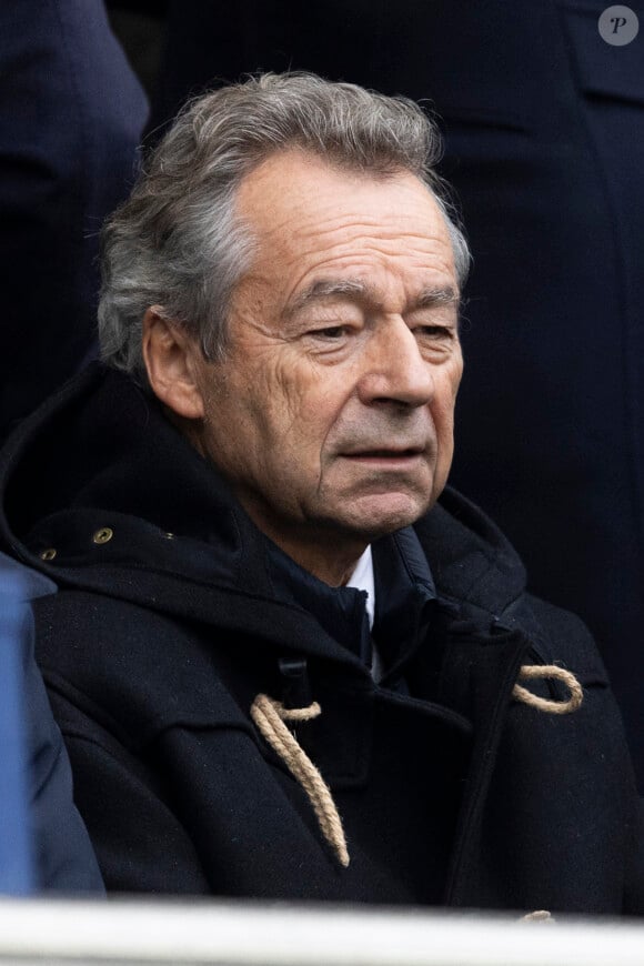 Michel Denisot - People dans les tribunes du match de Ligue 1 Uber Eats "PSG-Rennes" (1-1) au Parc des Princes à Paris le 25 février 2023. © Cyril Moreau/Bestimage