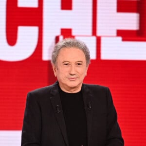 Exclusif - Michel Drucker - Enregistrement de l'émission Vivement dimanche, diffusée sur France 3 le 17 novembre 2024. © Guillaume Gaffiot / Bestimage 